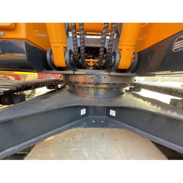 2021 Hyundai R220LC-9-44448230