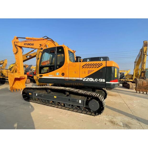 2021 Hyundai R220LC-9-44448238