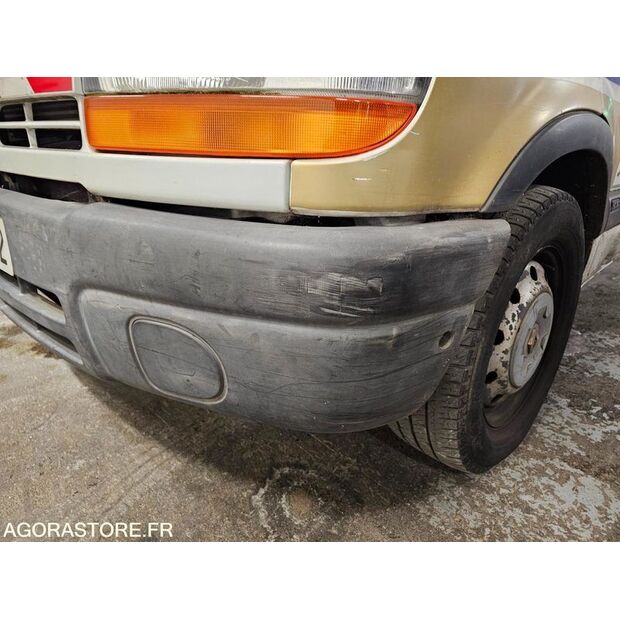 2002 Renault Master-44448241