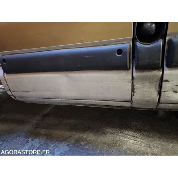 2002 Renault Master-44448257