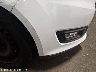 2019-ford-c-max-1396753-44448293