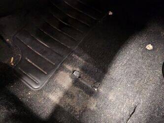 2011-peugeot-107-1396757-44448332