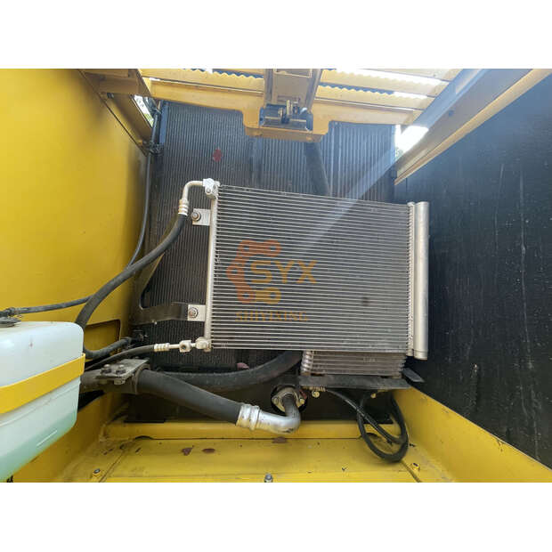 2023 Komatsu PC200-44448595