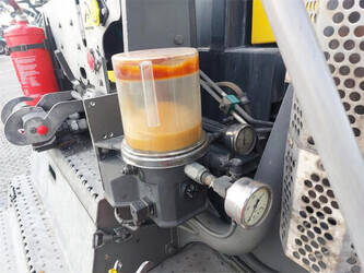 2012-terberg-rt323-44449186