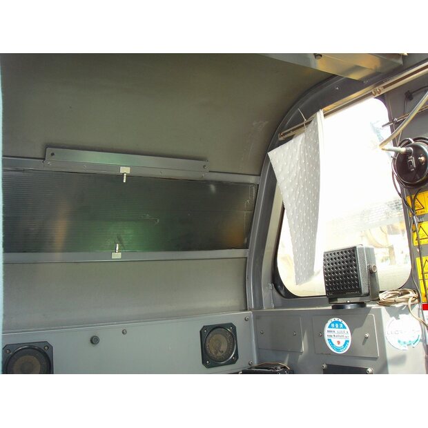 2008 كوبيلكو 7055-3F-44449478