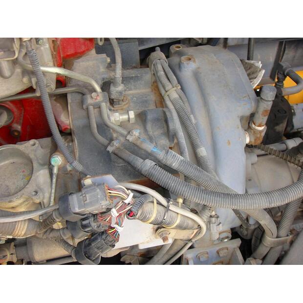 2008 كوبيلكو 7055-3F-44449501