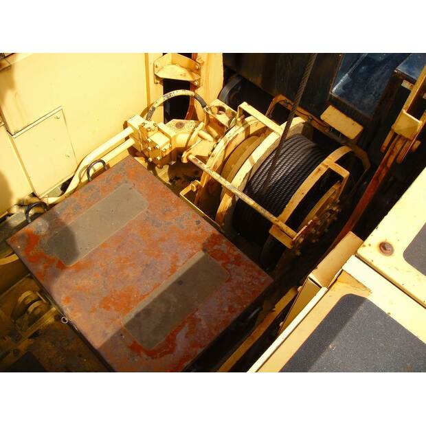 2008 كوبيلكو 7055-3F-44449511