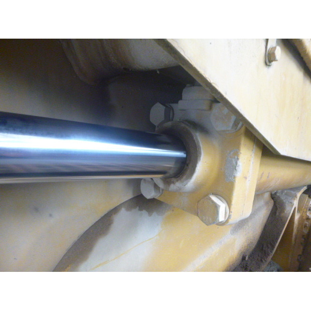 1991 Komatsu D57S-1-44449801