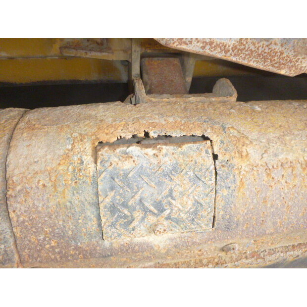 1991 Komatsu D57S-1-44449810