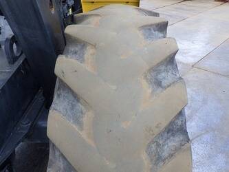 2014-komatsu-wr12-6-44449868