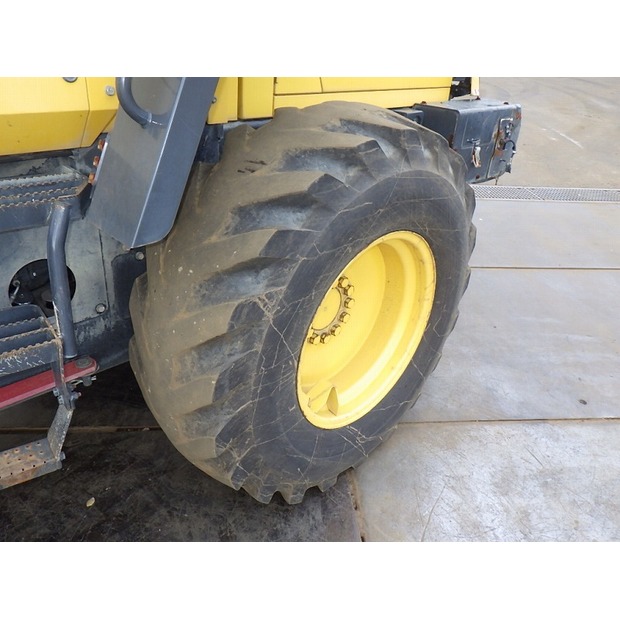 2014 كوماتسو WR12-6-44449871