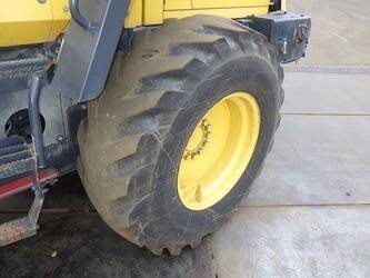 2014-komatsu-wr12-6-44449871