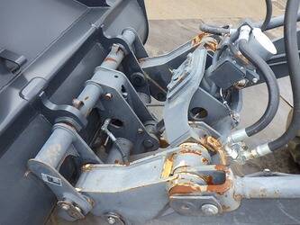 2014-komatsu-wr12-6-44449884