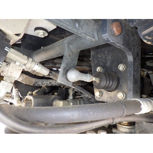 2014 كوماتسو WR12-6-44449896