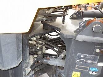 2014-komatsu-wr12-6-44449897