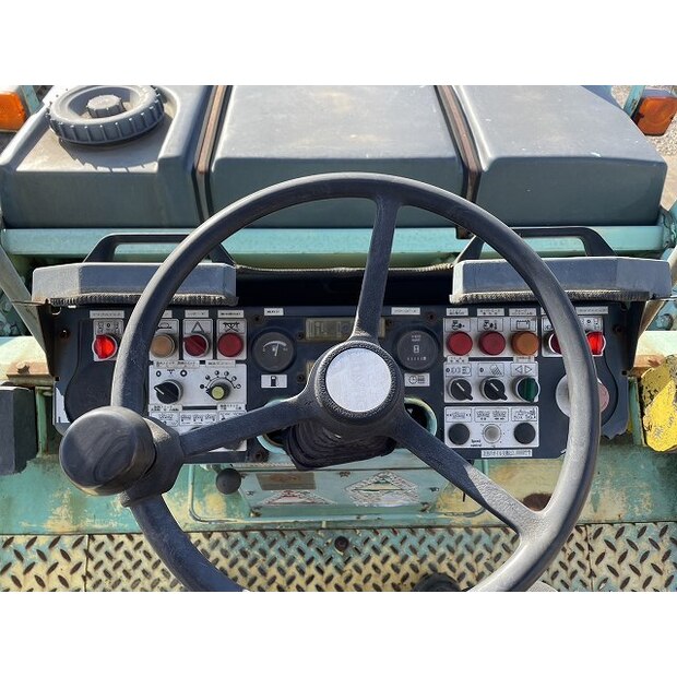 1996 BOMAG BW144AC-2-44450061