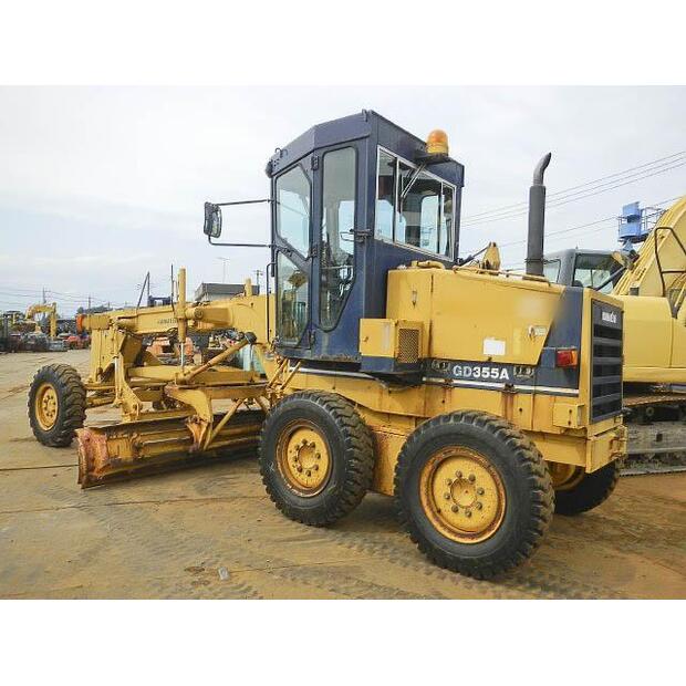 1994 Komatsu GD355A-1-44450069