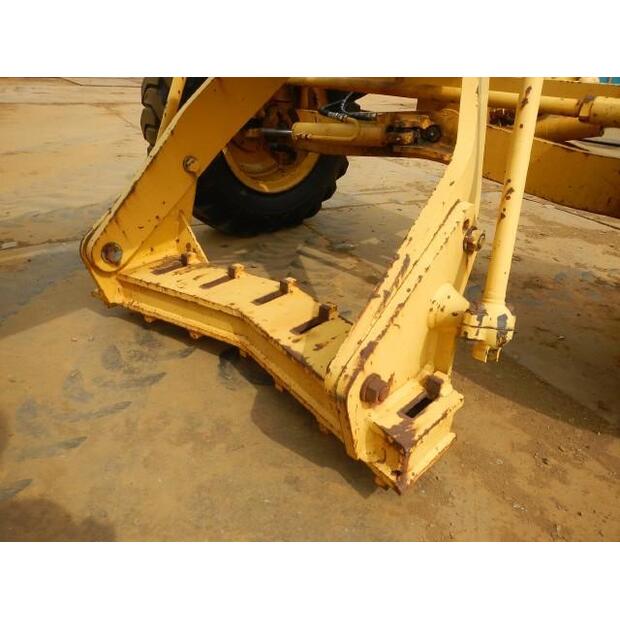 1994 Komatsu GD355A-1-44450108