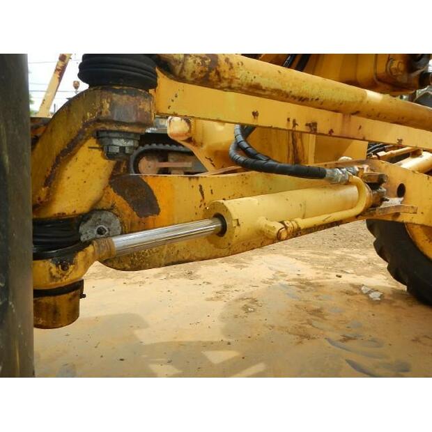 1994 Komatsu GD355A-1-44450113