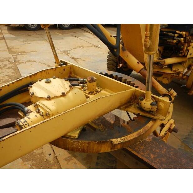 1994 Komatsu GD355A-1-44450118