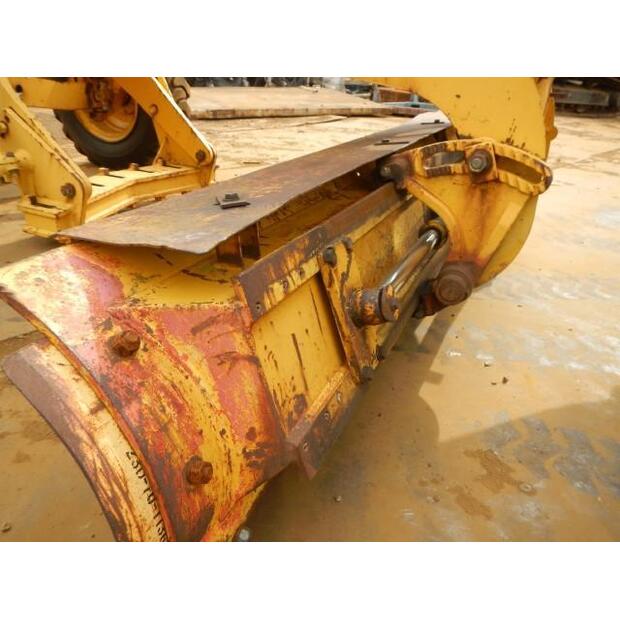 1994 Komatsu GD355A-1-44450121