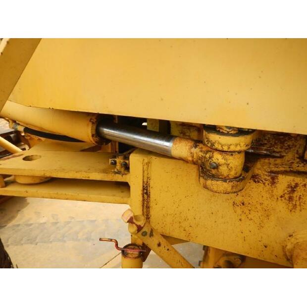 1994 Komatsu GD355A-1-44450124