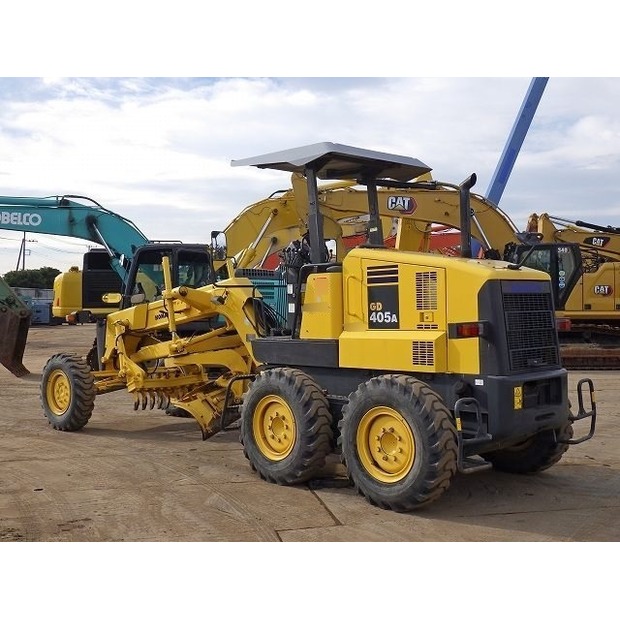 2006 كوماتسو GD405A-3-44450192