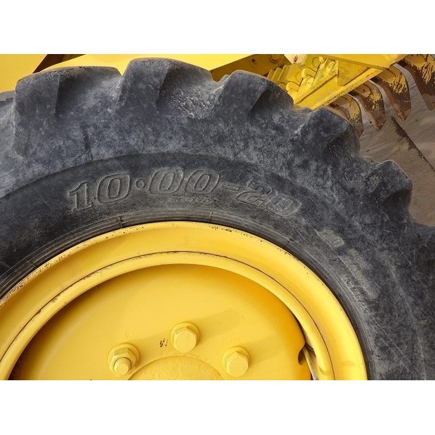 2006 كوماتسو GD405A-3-44450206