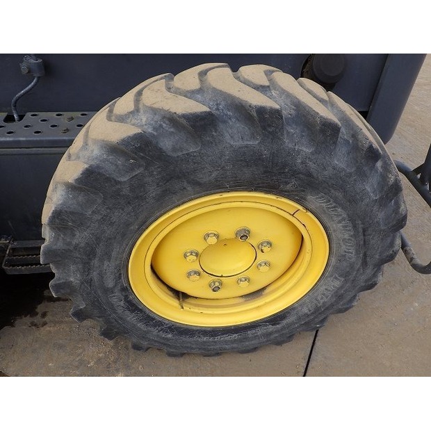 2006 كوماتسو GD405A-3-44450209