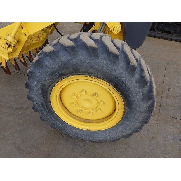 2006 كوماتسو GD405A-3-44450211