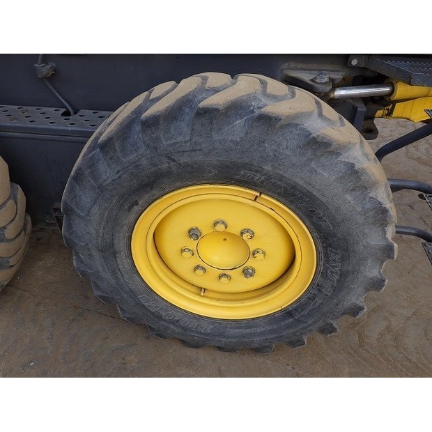 2006 كوماتسو GD405A-3-44450213