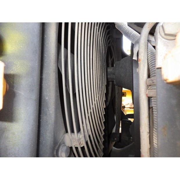 2006 كوماتسو GD405A-3-44450222