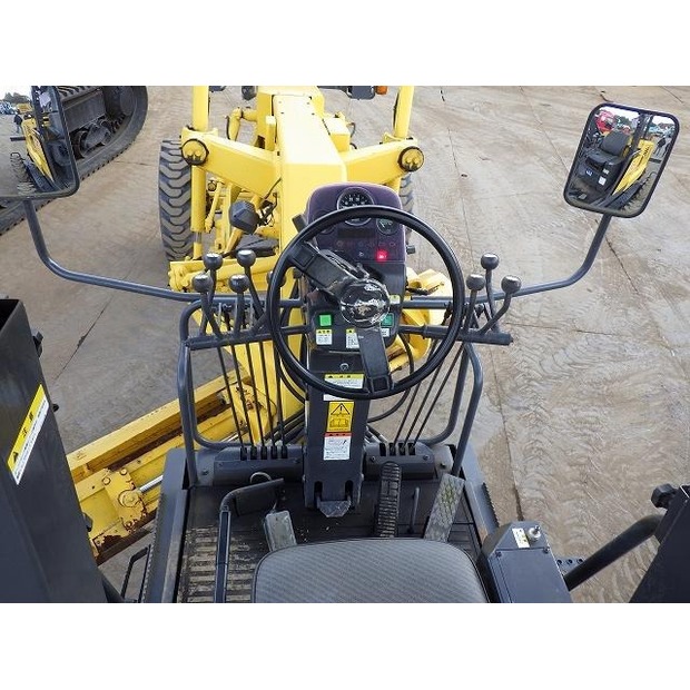 2006 كوماتسو GD405A-3-44450229