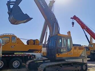 Image for TRACKED EXCAVATORS 2025 Hyundai R215L