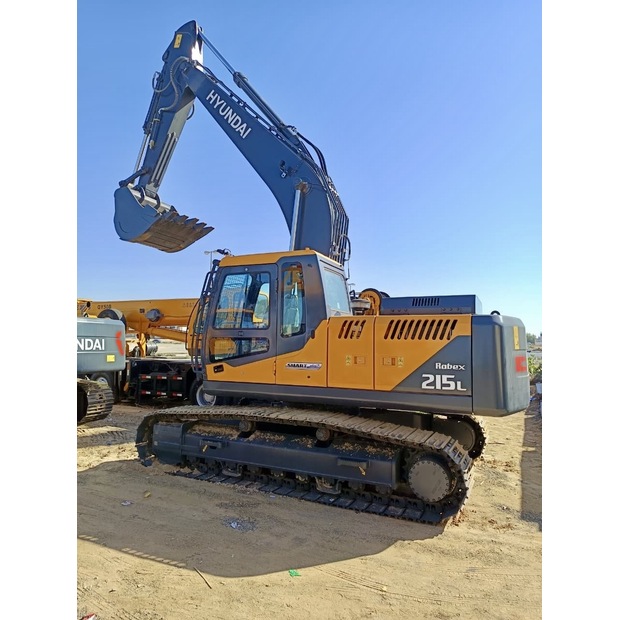 2025 Hyundai R215L-44450252