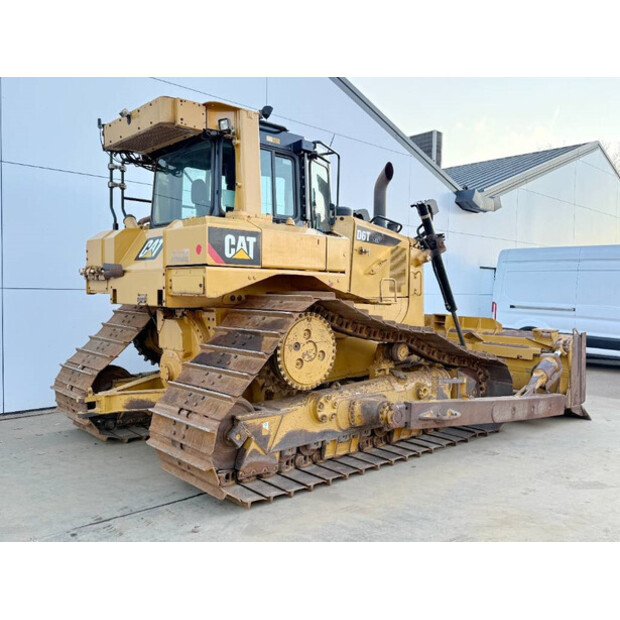2017 Caterpillar D6T-44450490