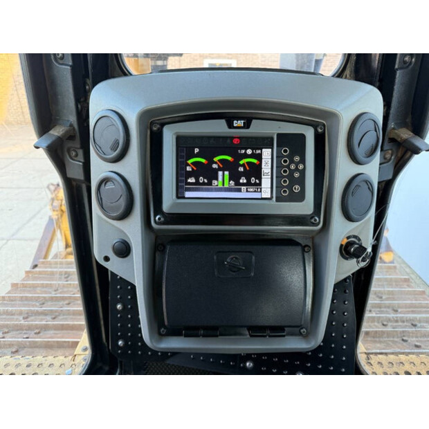 2017 Caterpillar D6T-44450499