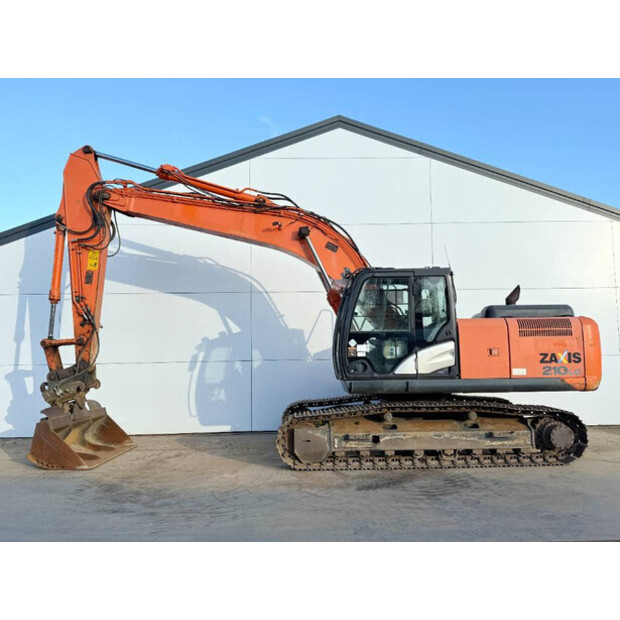 2013 Hitachi ZX210LC-5B-44450571