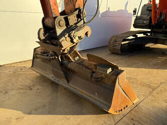 2013-hitachi-zx210lc-5b-1397153-44450590