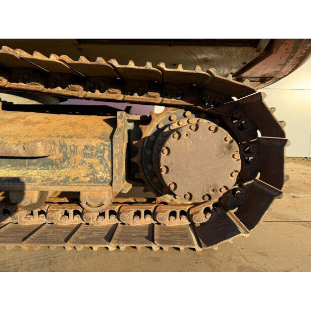 2013 Hitachi ZX210LC-5B-44450592