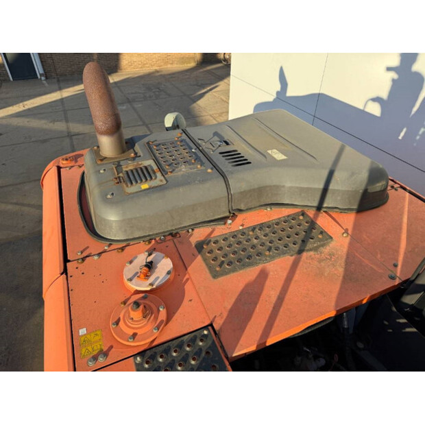 2013 Hitachi ZX210LC-5B-44450598