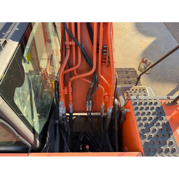 2013 Hitachi ZX210LC-5B-44450602