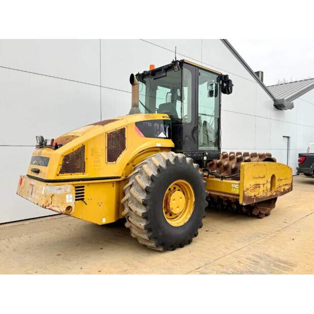 2011 كاتربيلر CP74-44450660