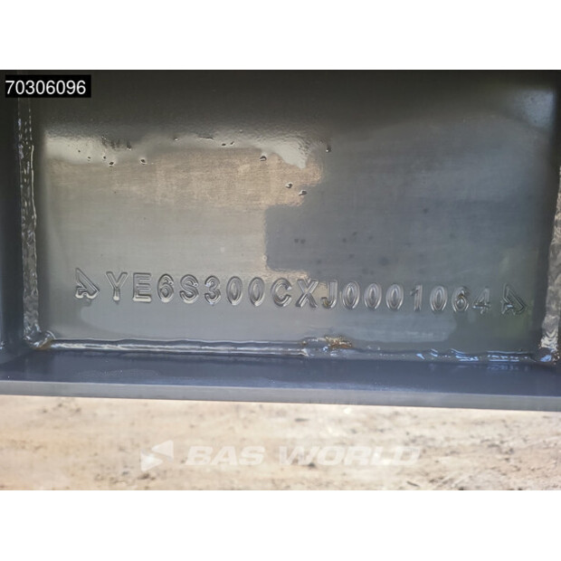 2018 ستاس S300CX-44451130