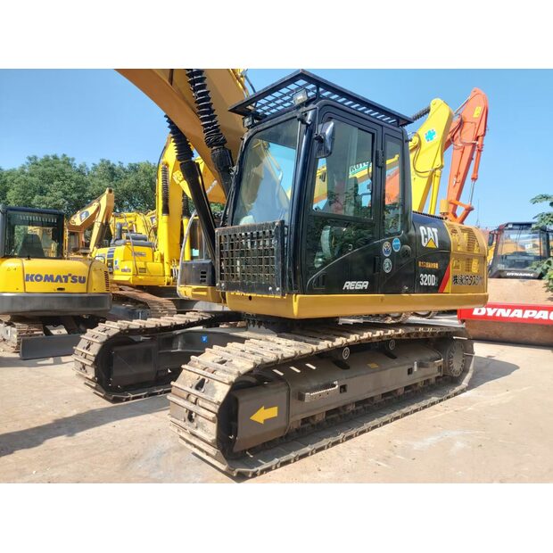 2021 Caterpillar 320D-44451410