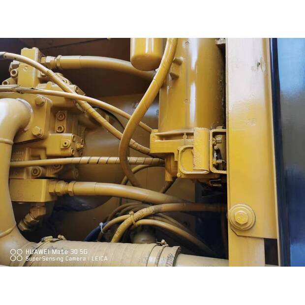 2021 كاتربيلر 330D-44451422