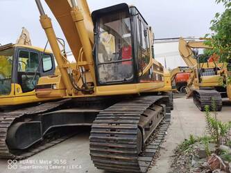 صورة ل معدات البناء 2021 كاتربيلر 330D