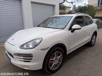 2010-porsche-cayenne-1397289-44465036