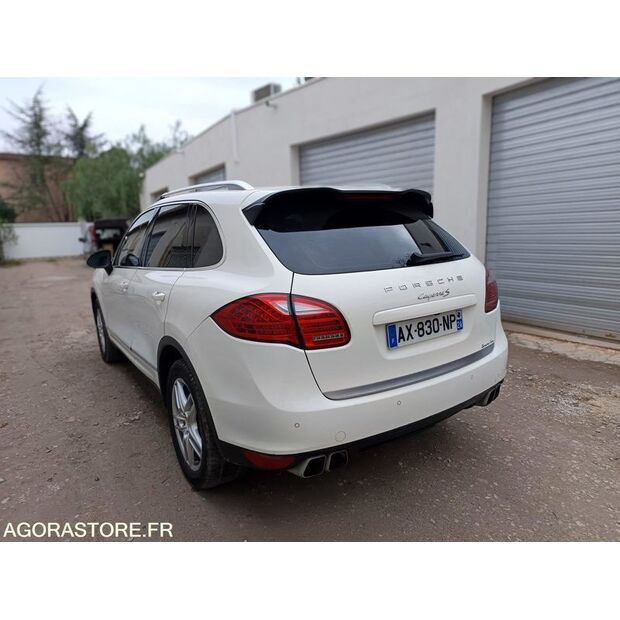 2010 PORSCHE Cayenne-44465039