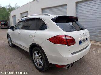 2010-porsche-cayenne-1397289-44465040